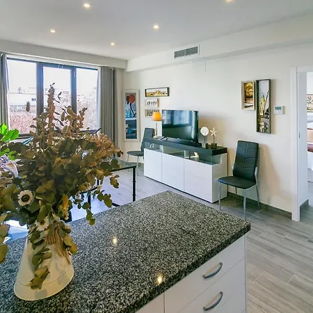 Apartamento Gran Capitán Uno *